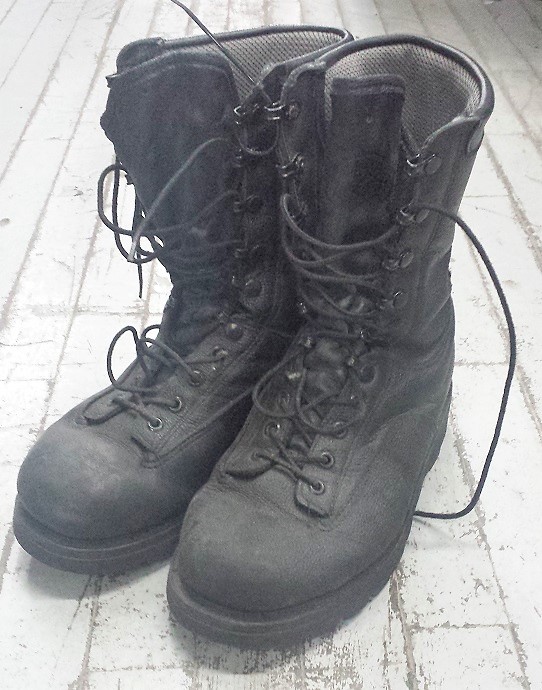 Canadian Mk IV Boots (Used)